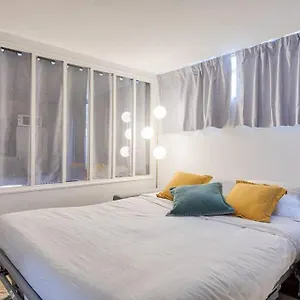 Proche Arc Triomphe 4p Apartamento París